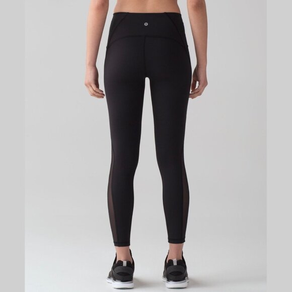 Lululemon Train Times 7/8 Pant *25" (Black) - Size 10 - Picture 12 of 13